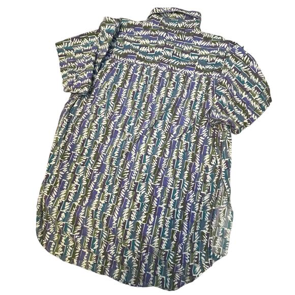 ROYAL ROBBINS MENS BUTTON UP BLUE GRAY HAWAIIAN PRINT SHIRT MEDIUM BUTTERY SOFT - Picture 3 of 4